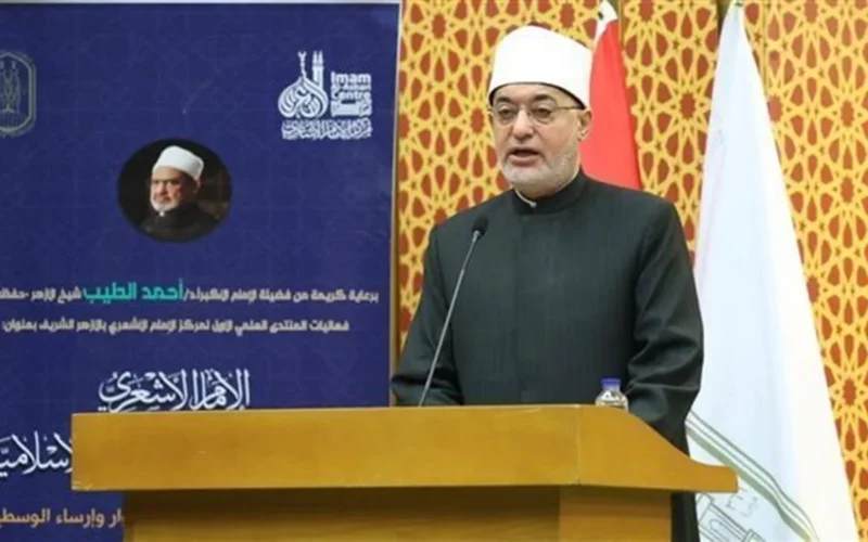 بيان معهد الفلك.. حقيقة الخلاف مع المفتي حول رؤية هلال رمضان بجمهورية مصر